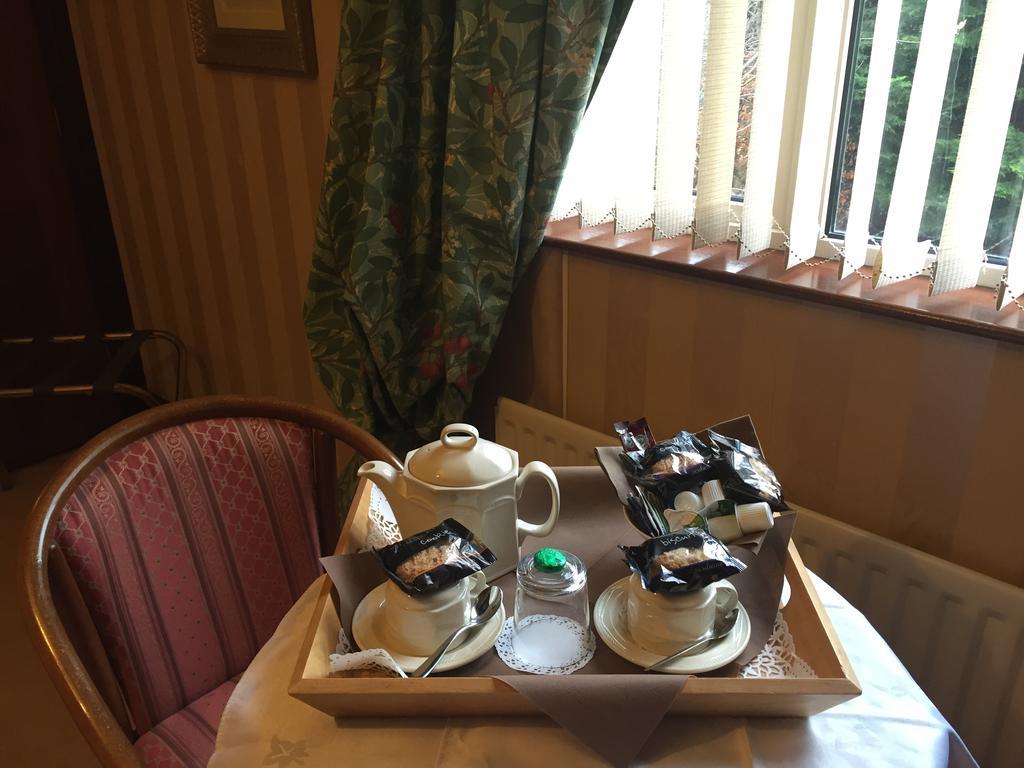ホテルCaldhame House Crumlin  エクステリア 写真