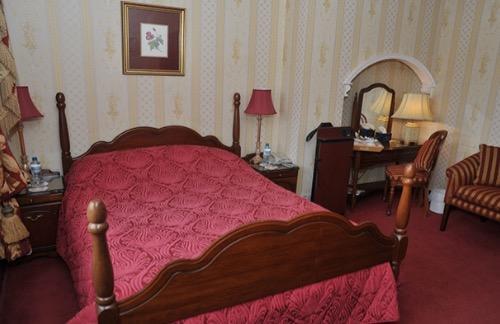 ホテルCaldhame House Crumlin  エクステリア 写真
